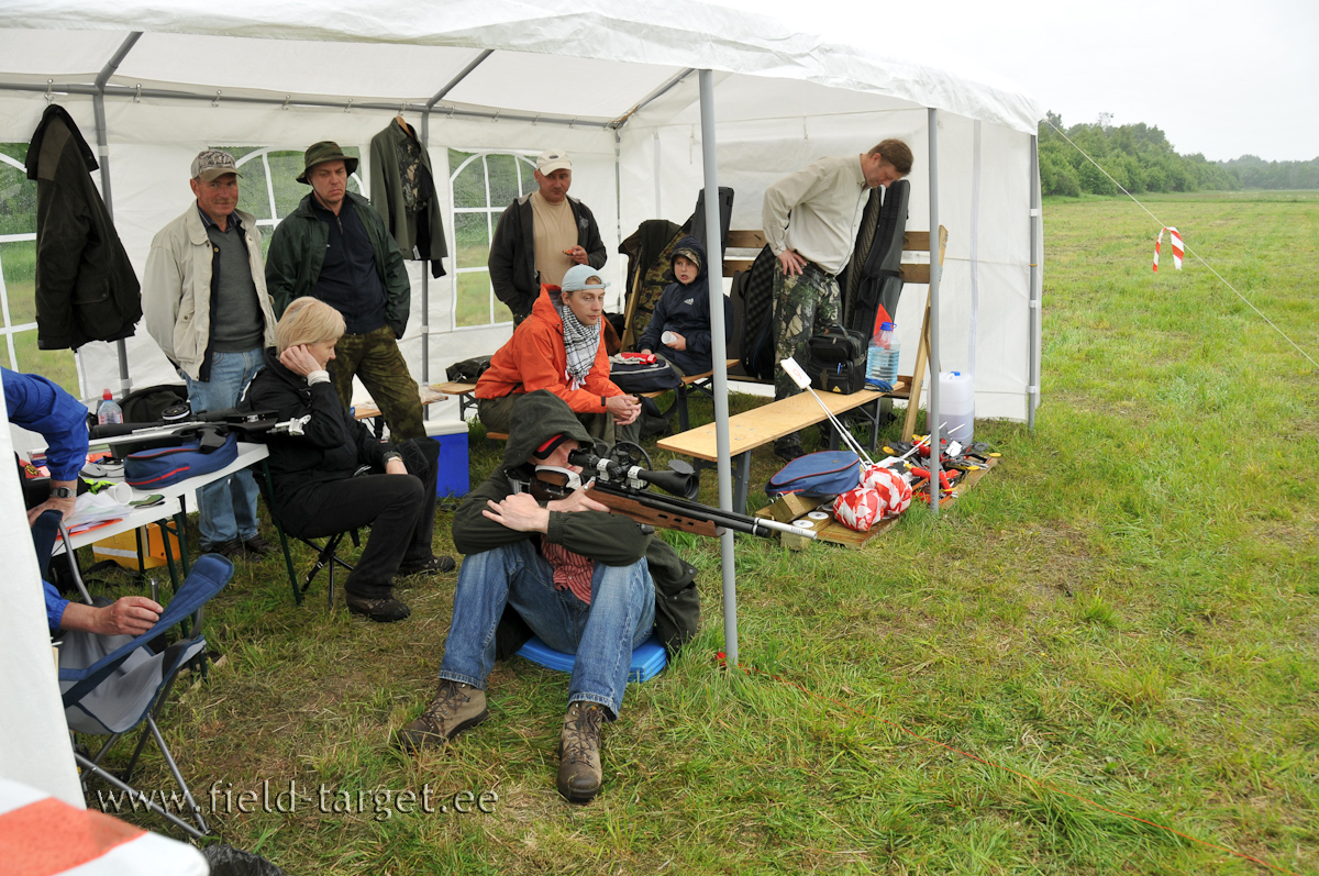 Ja vaadata, kes esimesena eksib